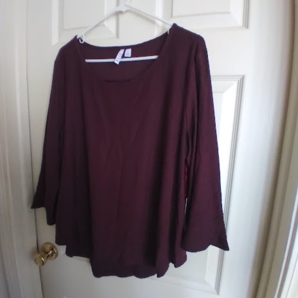 Elle 3/4 Tulip Sleeve Clip Dot Blouse XL NWT Maroon